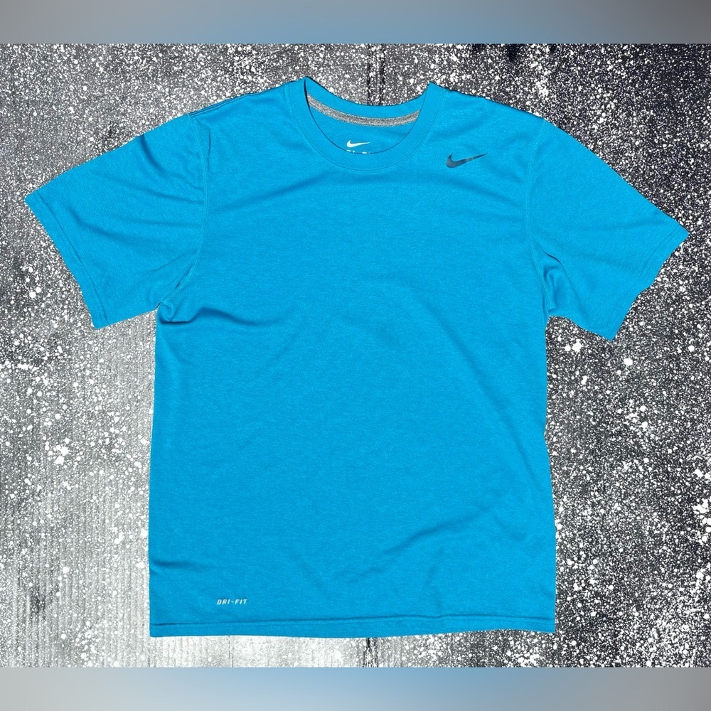 NIKE Dri-Fit Electric Blue T-Shirt Size Medium EUC